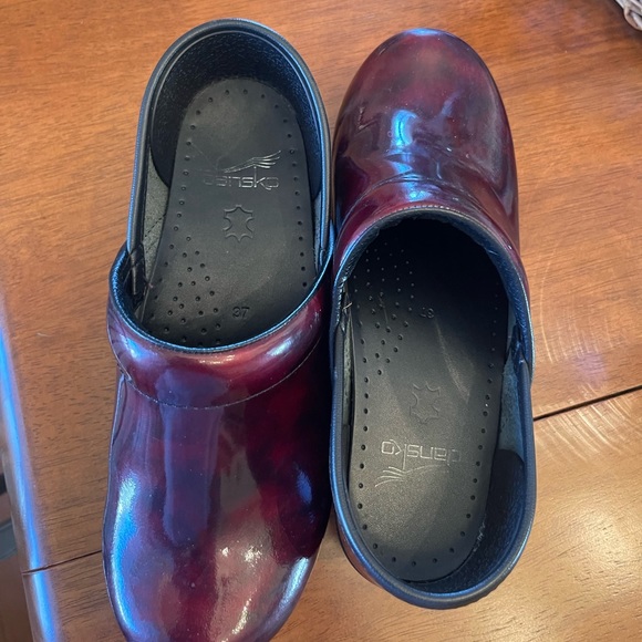 Dansko Patent Clogs - Picture 2 of 4